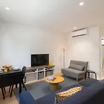 Golden By An Island Apartamento *