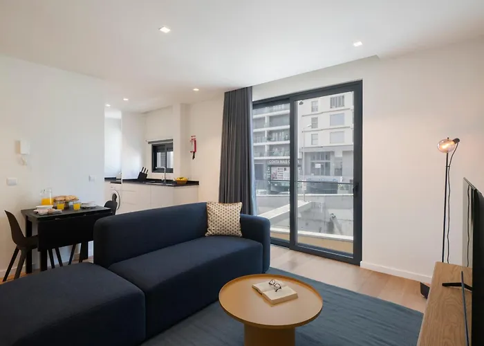 アパート Golden By An Island フンシャル