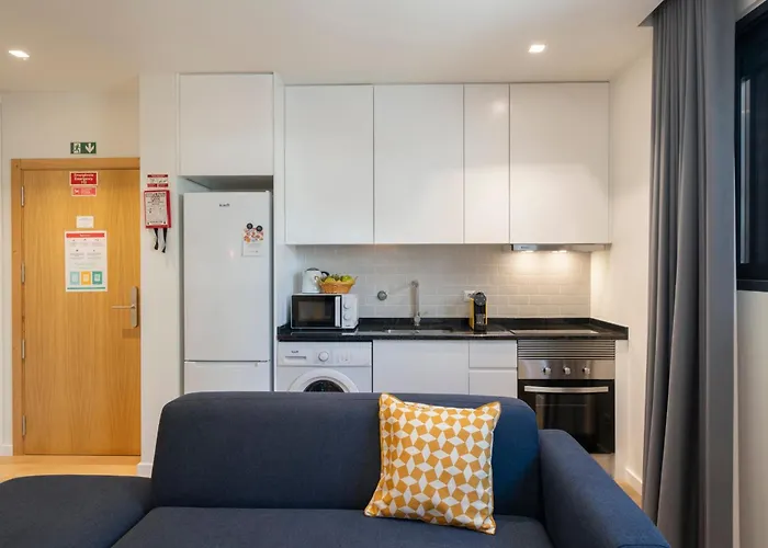 アパート Golden By An Island フンシャル